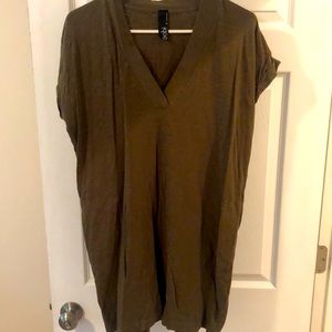 Bobi v neck dress